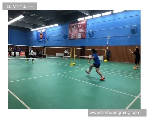 深圳羽毛球队的盯防战术解析与实战应用探讨