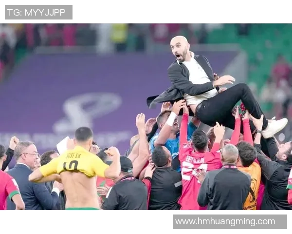 足球明星坚持不懈的奋斗故事与成功背后的努力与付出