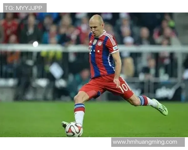 足球明星的日常生活瞬间揭秘展现他们场外的真实风采与个性魅力 足球明星的日常生活瞬间揭秘展现他们场外的真实风采与个性魅力