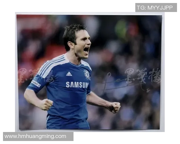 足球明星海报艾菲尔丁的魅力与传奇故事揭示了运动与艺术的完美结合 足球明星海报艾菲尔丁的魅力与传奇故事揭示了运动与艺术的完美结合