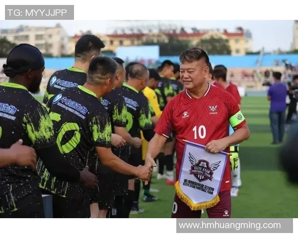 香港足球明星队专业训练与发展探索助力青少年足球梦想 香港足球明星队专业训练与发展探索助力青少年足球梦想